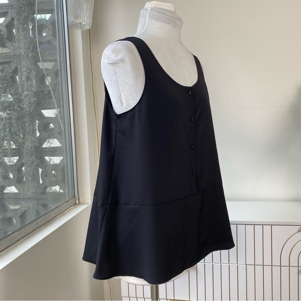 HATCH Fabric Button Front Swing Sleeveless Flutter Hem Blouse in Black, Size S - Picture 4 of 7